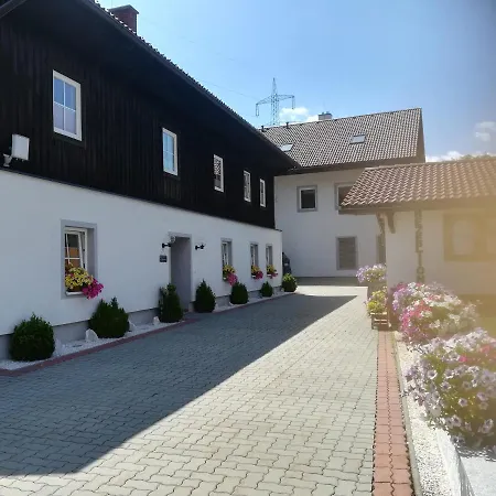 Tischlmuehle & Mehr Apartment Grobming